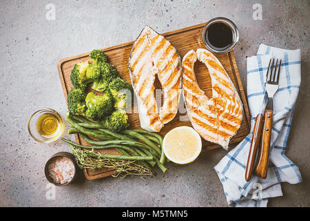 Gegrillte Lachs-steaks Stockfoto