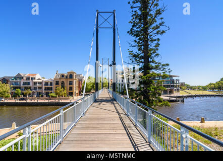 Trafalgar Brücke über Claisebrook Cove im East Perth, Perth, Western Australia, Australien Stockfoto