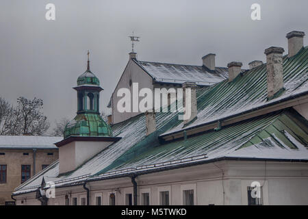 Krakau, Polen - 12. Februar 2018 Dächer der Häuser in Krakau Stockfoto