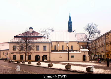 Krakau, Polen - 12. Februar 2018, Kirche St. Giles in Krakau, Polen. Wald von Katyn Massacre Memorial Stockfoto