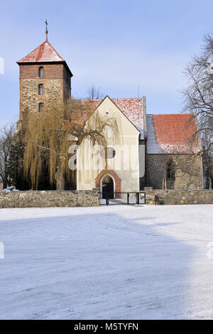 Legnickie Pole, Dolny Slask, Dolny Slask, Polska, Architektur, alte, historisch, Kirche, Religion, Saison, reisen, Wetter, Winter, Stockfoto