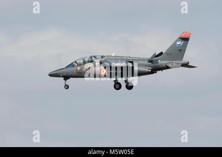 Dassault-Dornier Alpha Jet E E 170 von EAC 00.314, Französisch AF Touren gesehen Landung in Lakenheath am 23. April 2013. Stockfoto