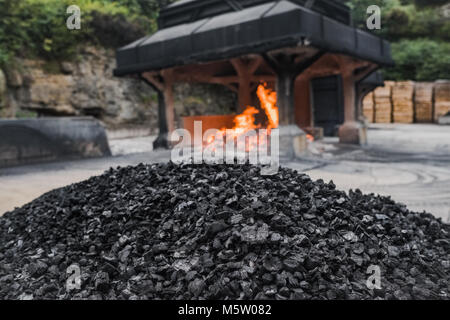 Jack Daniels Whiskey Holzkohle Feuer whisky Stockfotografie Jack Daniels Whiskey Holzkohle Feuer whisky Stockfotografie