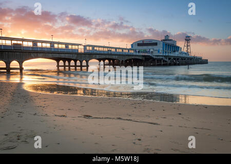 Bournemouth Beach Sunrise Stockfoto