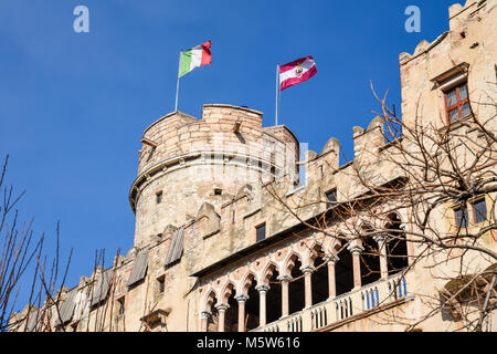 Die majestätischen Schloß Buonconsiglio im Herzen der Stadt Trient Türme in Trentino Alto Adige, Italien. Die Burg ist der wichtigste säkulare Stockfoto