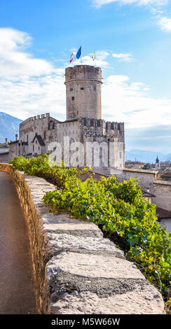 Die majestätischen Schloß Buonconsiglio im Herzen der Stadt Trient Türme in Trentino Alto Adige, Italien. Die Burg ist der wichtigste säkulare Stockfoto