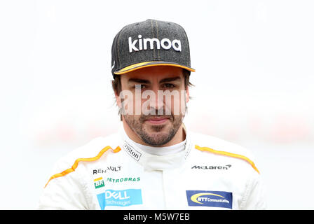 Fernando Alonso McLaren während der Tag einer Vorsaison-testprogramm auf dem Circuit de Barcelona-Catalunya, Barcelona. Stockfoto