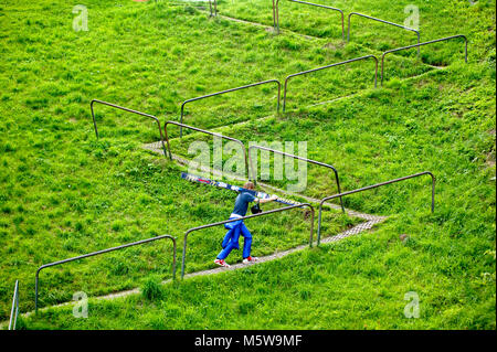 Skispringer im Sommer, Meinhardus Springen, Meinerzhagen, Nordrhein-Westfalen, Deutschland, Europa Stockfoto