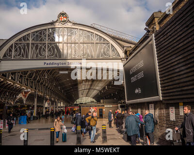 Eintritt zum Bahnhof Paddington, London, England, Großbritannien, GB. Relable DGP Stockfoto