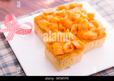 Mango Cream Cheese Cake, Französisch Stockfoto