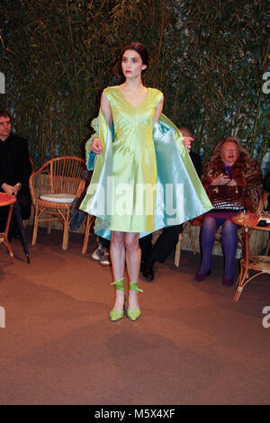 Mailand, Italien. 26 Feb, 2018. "Curiel fashion show in Mailand Fashion Week 2018, 26. Februar 2018. @ Giacferrari Credit: elmilanes/Alamy leben Nachrichten Stockfoto