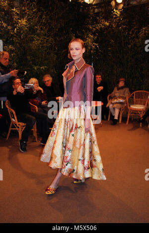 Mailand, Italien. 26 Feb, 2018. "Curiel fashion show in Mailand Fashion Week 2018, 26. Februar 2018. @ Giacferrari Credit: elmilanes/Alamy leben Nachrichten Stockfoto