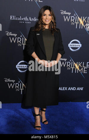 Los Angeles, USA. 26 Feb, 2018. Schauspielerin Eva Longoria besucht die Weltpremiere von Disney's "A Wrinkle In Time" am El Capitan Theatre am 26. Februar in Los Angeles, Kalifornien 2018. Foto von Barry King/Alamy leben Nachrichten Stockfoto