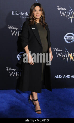 Los Angeles, USA. 26 Feb, 2018. Schauspielerin Eva Longoria besucht die Weltpremiere von Disney's "A Wrinkle In Time" am El Capitan Theatre am 26. Februar in Los Angeles, Kalifornien 2018. Foto von Barry King/Alamy leben Nachrichten Stockfoto