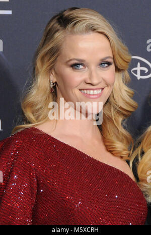 Los Angeles, USA. 26 Feb, 2018. Schauspielerin Reese Witherspoon besucht die Weltpremiere von Disney's "A Wrinkle In Time" am El Capitan Theatre am 26. Februar in Los Angeles, Kalifornien 2018. Foto von Barry King/Alamy leben Nachrichten Stockfoto