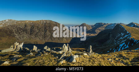 Panorama der Ogwen Valley von mynydd Perfedd angezeigt Pen Jahr Ole wen, Tryfan, Foel - Goch und der Glyderau Stockfoto