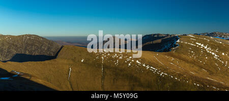 Panorama der Ogwen Valley von mynydd Perfedd angezeigt Pen Jahr Ole wen, Tryfan, Foel - Goch und der Glyderau Stockfoto
