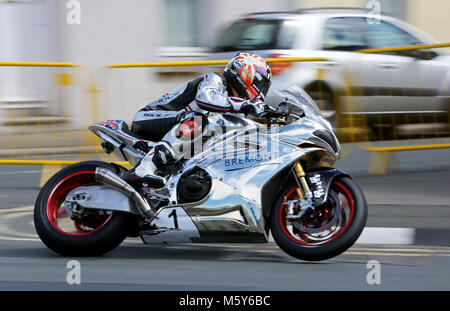 Davo Johnson auf dem SG6 Norton Superbike bei den Motorradrennen der Isle of Man TT. Stockfoto