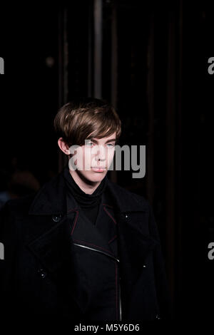 Malan Breton AW 18 zeigen. Modelle auf der Landebahn. Freimaurer Hall. London Fashion Week. !, 7. Februar 2018 Stockfoto