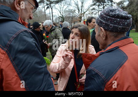 Linken militanten nehmen an einer Kundgebung statt gegen die Anwesenheit der Mitglieder der französischen Identitaries Jugendliche in Lyon, Frankreich zu protestieren Stockfoto