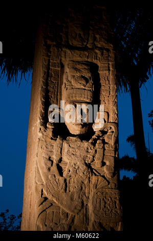 Quirigua Archäologische Stätte, Izabal, Guatemala. Eine alte Maya archäologische Stätte, die die höchsten Bauwerke der Maya Welt. Stockfoto