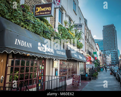 Diwana Indische vegetarische Restaurant und Büchel Pooris auf Drummond Street, Camden, London, NW1, UK Stockfoto