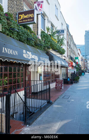 Indische vegetarische Restaurants und Büchel Pooris auf Drummond Street, Camden, London, NW1, UK Stockfoto