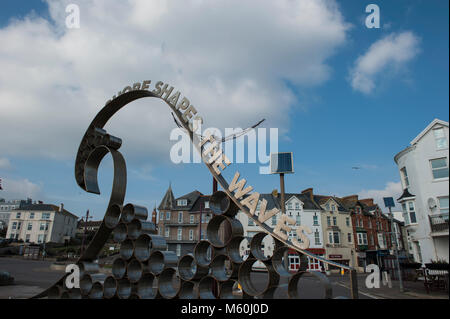 Skulptur an Seaton direkt am Meer Stockfoto