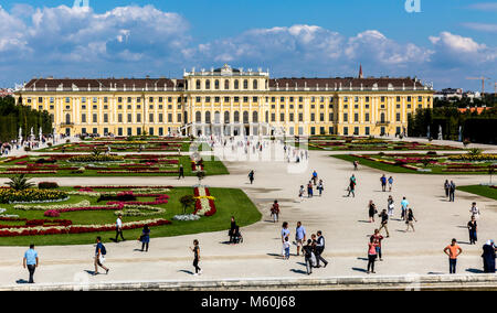 Schloss Schönbrunn Gärten, Schönbrunn, Wien, Österreich. Stockfoto