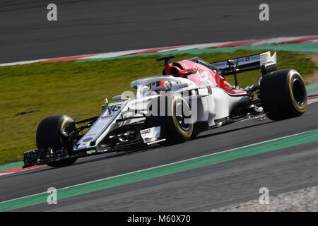 Barcelona, Spanien. 27 Feb, 2018. Zweiter Test Tag der Saison 2018 der Formel 1 auf dem Circuit de Catalunya, Montmelo. 27. Februar 2018. Im Bild: Charles Leclerc von Monaco fahren die (16) Alfa Romeo Sauber F1 Team C 37 Ferrari Credit: CORDON PRESSE/Alamy leben Nachrichten Stockfoto