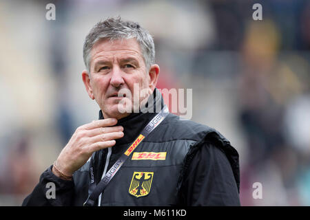 17 Februar 2018, Deutschland, Offenbach: Rugby Europa Meisterschaft, zweites Spiel, Deutschland vs Georgia: Deutschlands rugby Direktor Paul Healy. - Keine Leitung Service · Foto: Jürgen Keßler/dpa Stockfoto