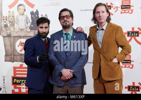 El Regisseur Wes Anderson con Jason Schwartzman y Roman Coppola während der Premiere des Films "Isla de Perros' in Madrid Dienstag, Februar 27, 2018 Stockfoto