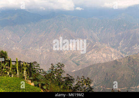 Wandern rund um chicamocha Nationalpark in Kolumbien Stockfoto