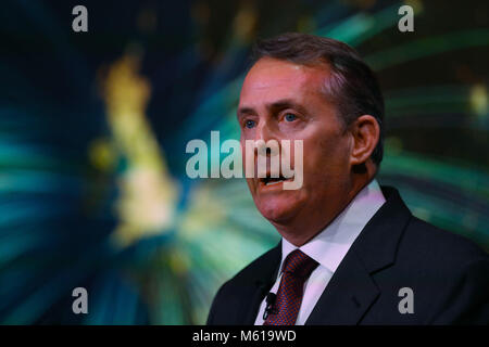 Der internationale Handel Sekretär Liam Fox liefert eine Rede über Brexit und Großbritanniens Zukunft als Global Trading Nation, an der Bloomberg London, London. Stockfoto