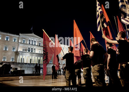 Golden Dawn - 29/05/2013 - Griechenland/Athen - Demonstration der rechtsextremen Griechische Partei Golden Dawn hielt die 560th Jahrestag des Mauerfalls und die Eroberung Konstantinopels durch die Türken zu gedenken. - Stefania Mizara/Le Pictorium Stockfoto