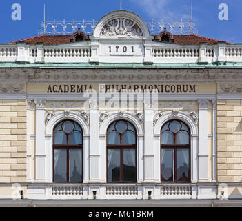 Detail der Fassade der Slowenischen Philharmonie Gebäude in Ljubljana Stockfoto