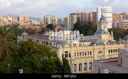 Blick auf die Stadt Malaga, Spanien, aus der Festung Alcazaba Stockfoto