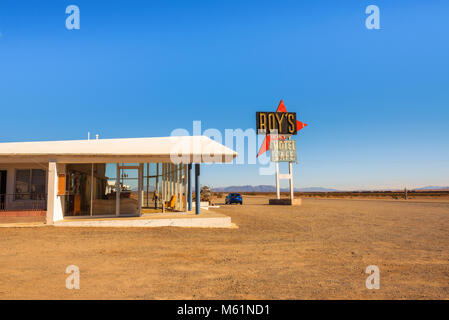 Roy's Motel und Cafe an der historischen Route 66 Stockfoto