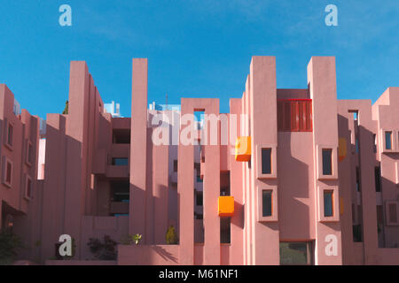 Wände von La Muralla Roja Gebäude in Calpe, Spanien befindet Stockfoto