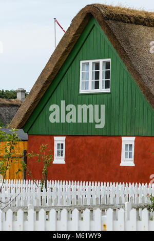 Haus mit Strohdach in Sønderho Dorf Stockfoto