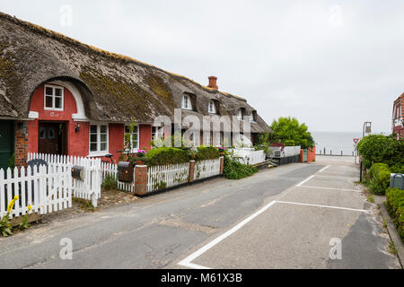 Haus mit Strohdach in Nordby Stockfoto