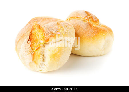 Zwei ganze, frisch gebackener Weizen Brötchen auf weißem Hintergrund Stockfoto