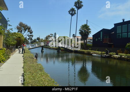 Schöne Venedig Strand Kanäle. Juli 04, 2017. Reisen Landschaft Urlaub. Santa Monica und Venice Beach. Los Angeles, Kalifornien. USA EEUU Stockfoto