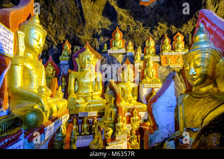 Mehr als 8000 kleinen und großen goldenen Buddha Statuen sind in den Pindaya Shwe Umin Höhle gelegt Stockfoto