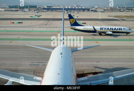 Mit Blick auf den Flughafen Barcelona zur Luftseite Stockfoto