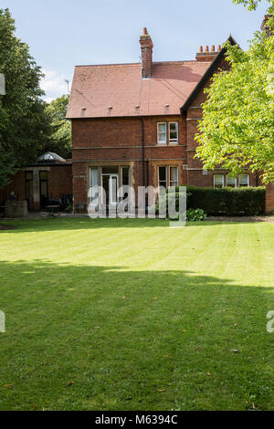 Ansicht der Rückseite des großen viktorianischen Einfamilienhaus Immobilie in Oxford Stockfoto