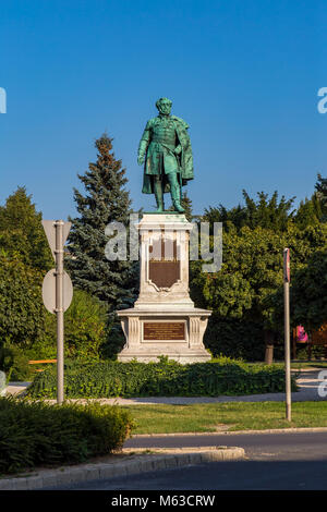 Statue von István Széchenyi berühmten ungarischen Staatsmann, im 19. Jahrhundert in einem Park in der Stadt Sopron, Westungarn Stockfoto