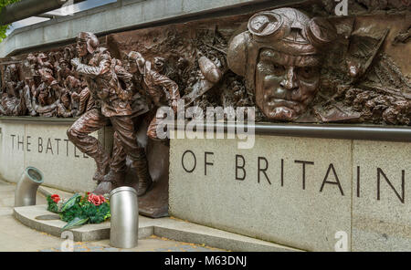 Die Schlacht um England Gedenkstätte auf dem Victoria Embankment, London. Stockfoto