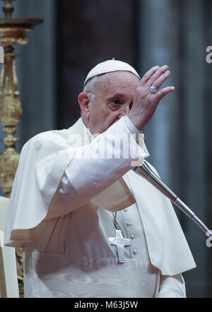 Vatikan, Vatikan. 28 Feb, 2018. Der Staat der Vatikanstadt (Heiliger Stuhl) Papst Franziskus während seiner Generalaudienz im Vatikan Credit: Evandro Inetti/ZUMA Draht/Alamy leben Nachrichten Stockfoto