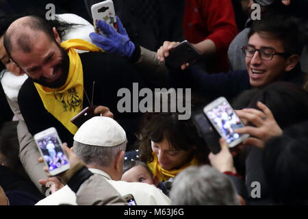 Vatikan, Vatikan. 28 Feb, 2018. Der Staat der Vatikanstadt (Heiliger Stuhl) Papst Franziskus während seiner Generalaudienz im Vatikan Credit: Evandro Inetti/ZUMA Draht/Alamy leben Nachrichten Stockfoto